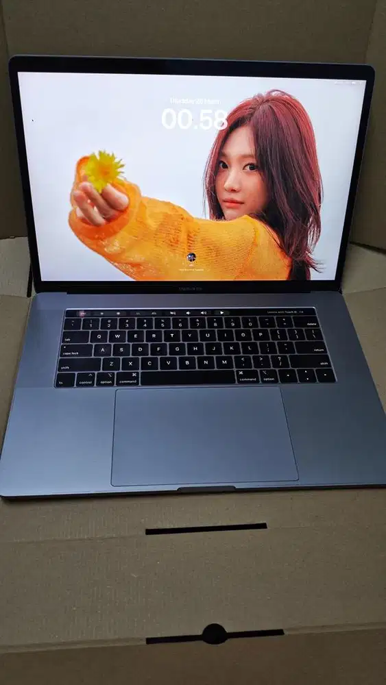 Macbook pro 2019 15 i7 32/1TB