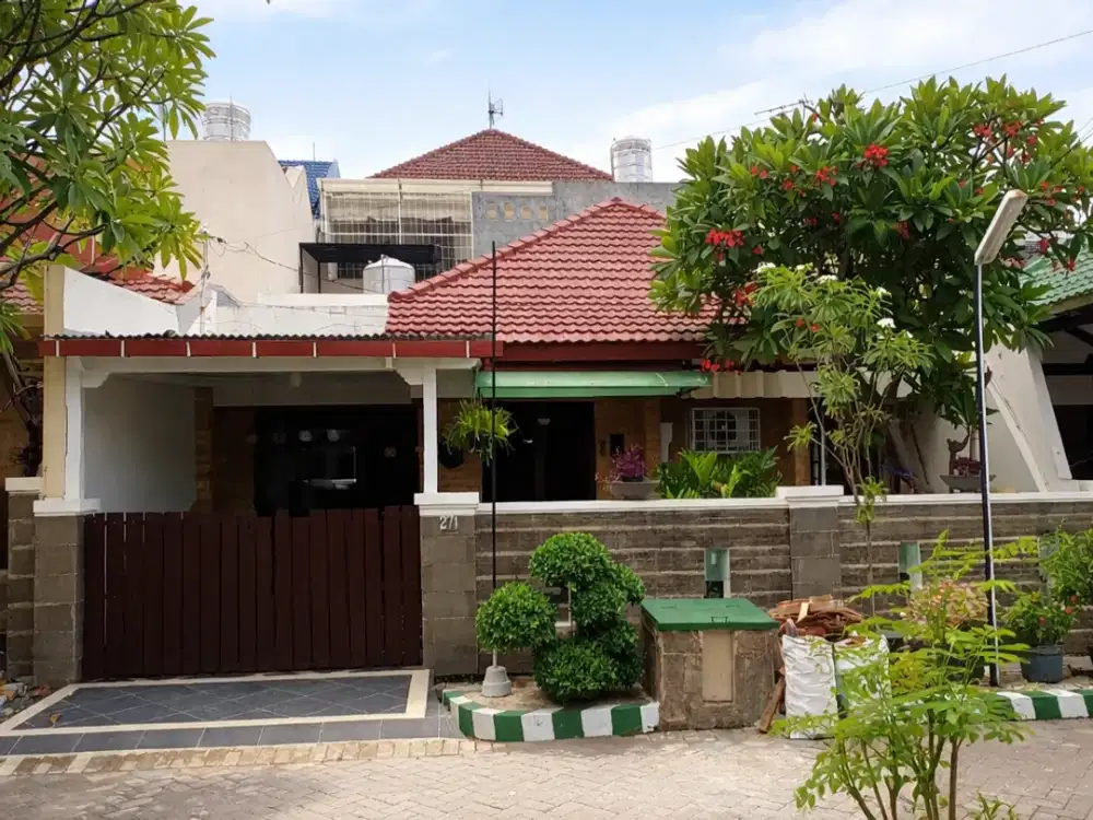 Rumah Cantik dan Rapi 1 lantai di Pondok Tjandra