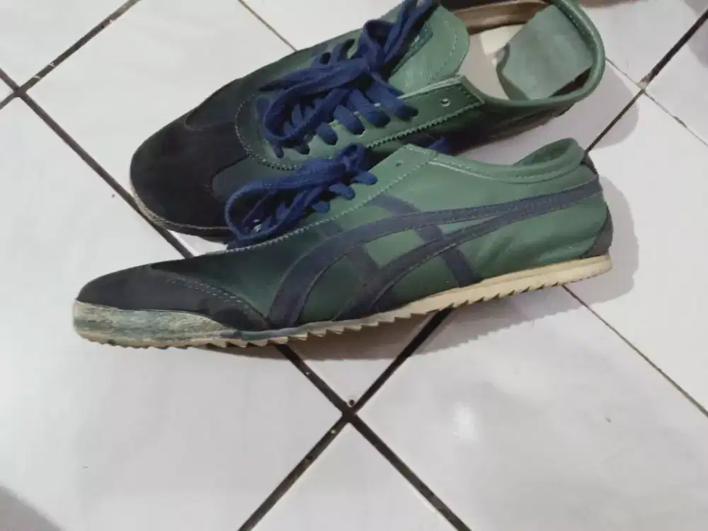 Sepatu Onitsuka tiger sz 43 ½