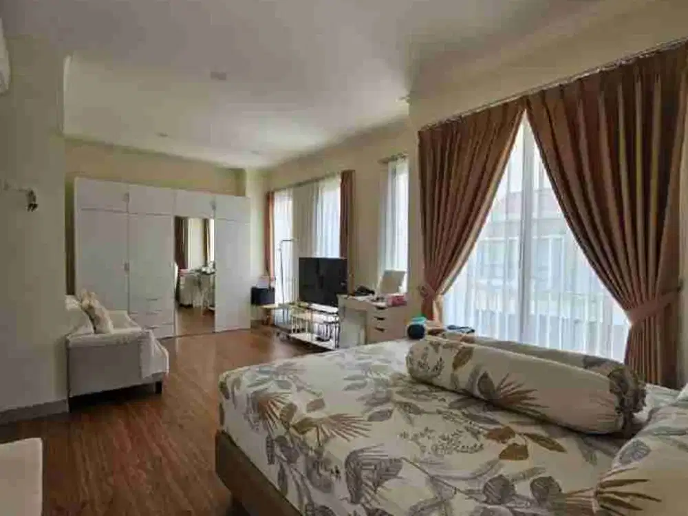 Dijual Rumah Semi furnish Rapi Cluster Baroni Gading Serpong