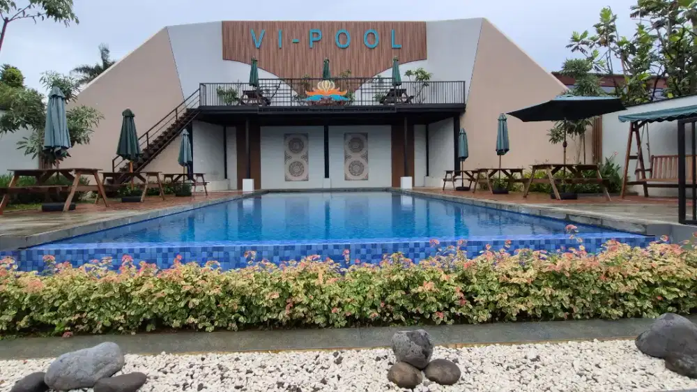 Rumah 2 lantai siap huni, Tanpa DP Fasilitas Cluster Ada Kolam Renang