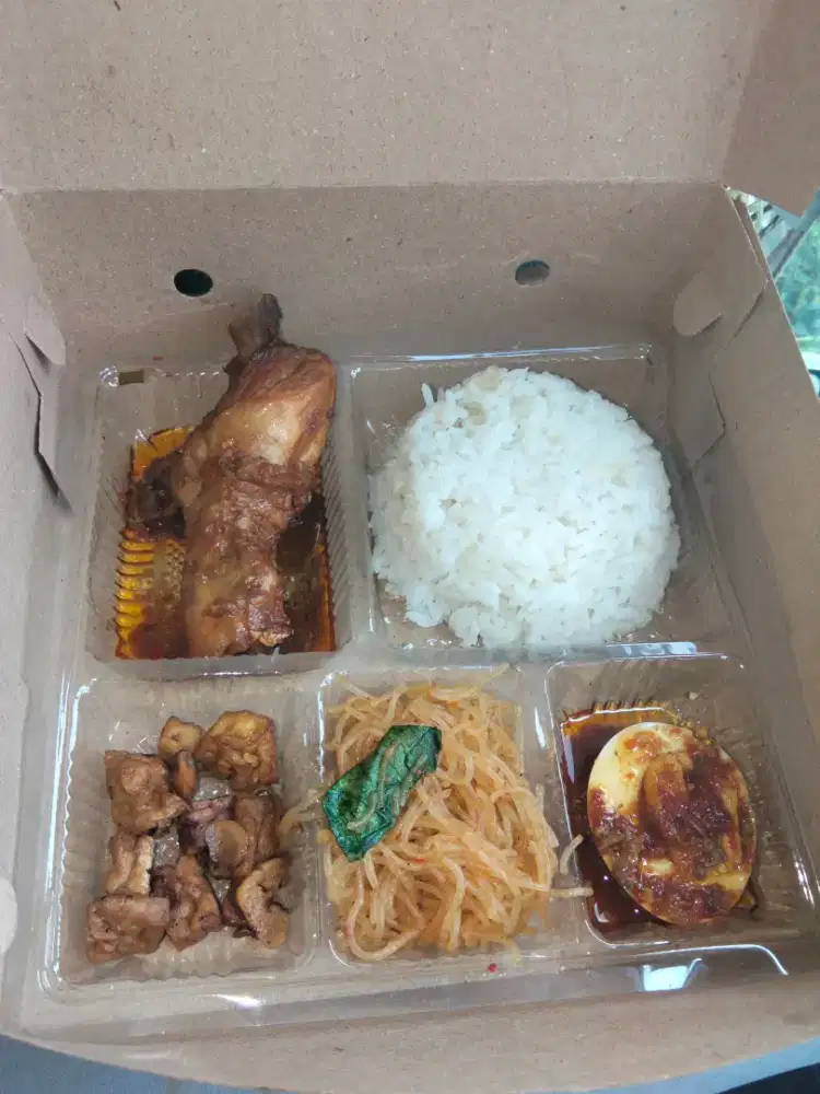 Di butuhkan karyawan untuk penyetan