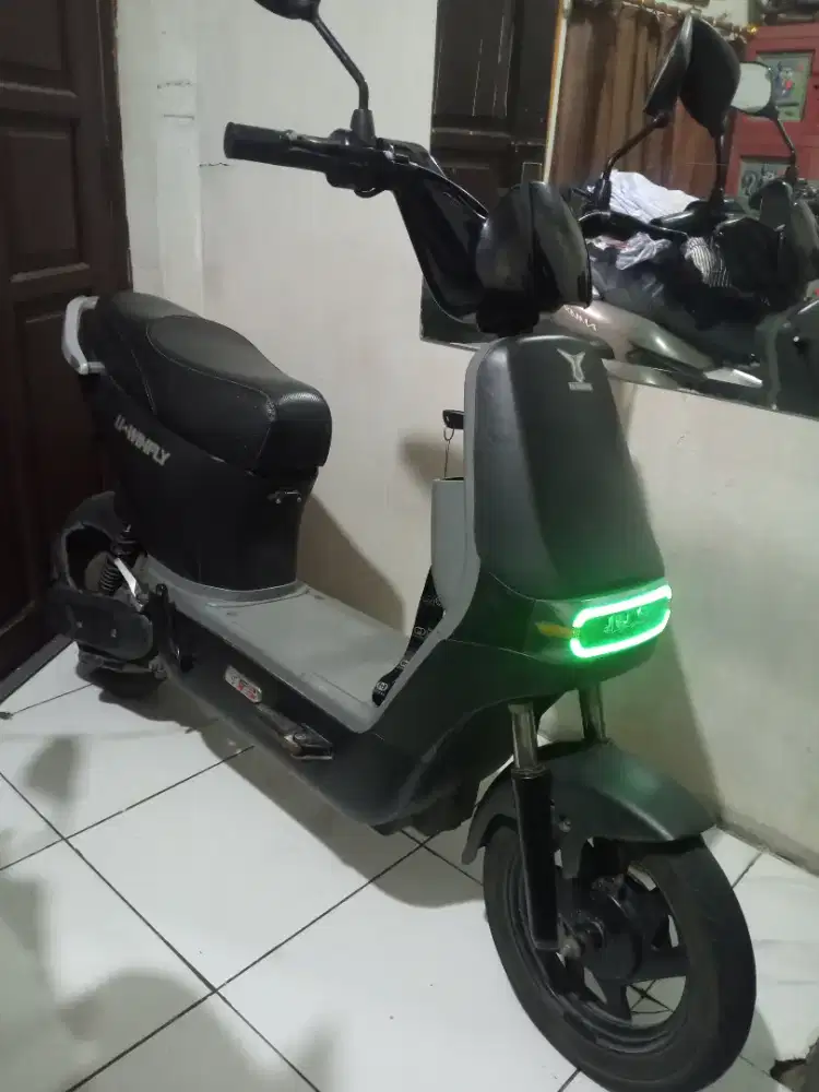 DI JUAL SEPEDA LISTRIK UWINFLY D8S