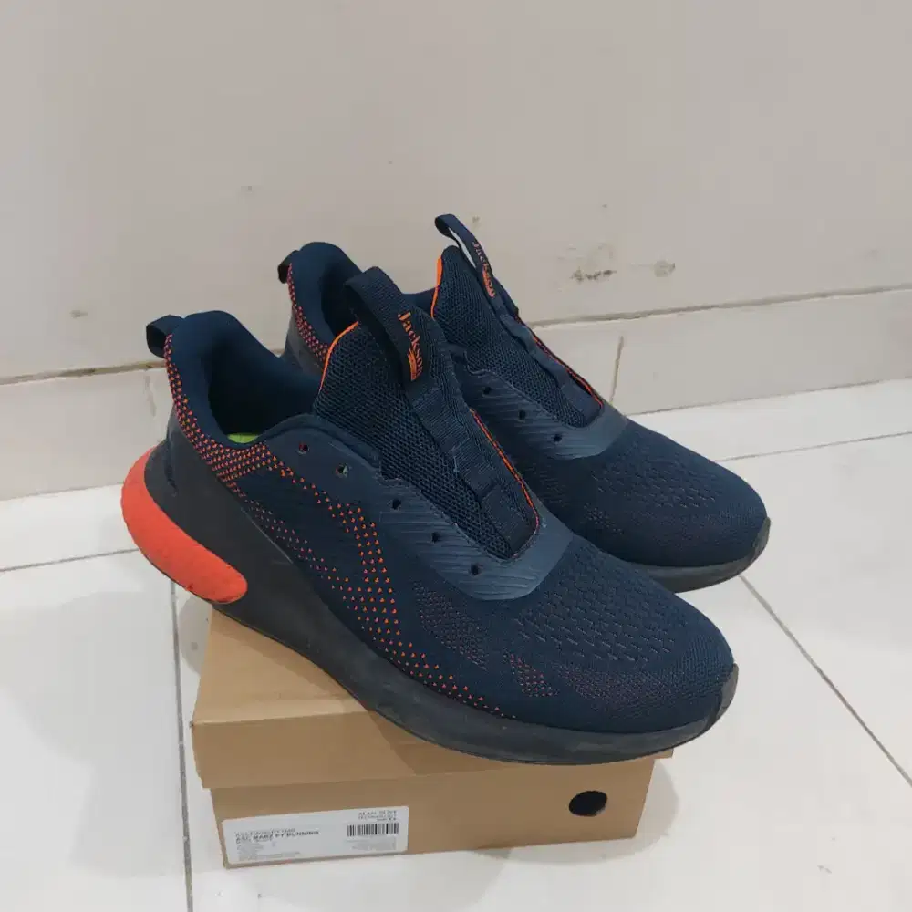 Sepatu JACKSON 44