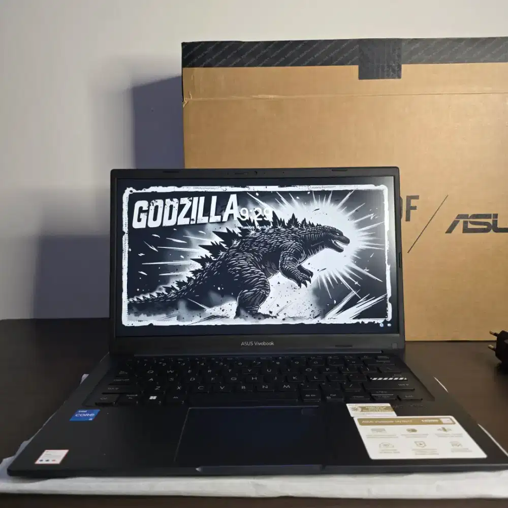 ASUS VIVOBOOK 14 A1404ZA - i5 1235U 16GB 512 GB SSD WIN11 IPS