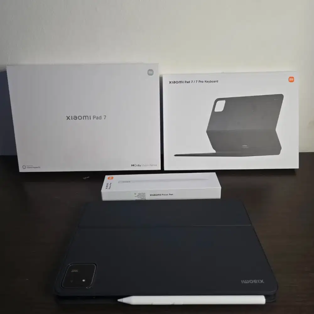 Mi Pad 7 8Gb RAM 256Gb Storage + Mi Pencil + Keyboard Sepaket