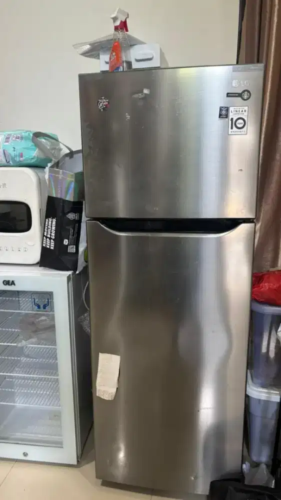 Kulkas LG 2 Pintu