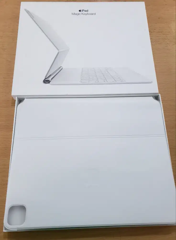 Apple Magic Keyboard for iPad Pro M1 dan M2 12.9inch gen 3, 4, 5, 6