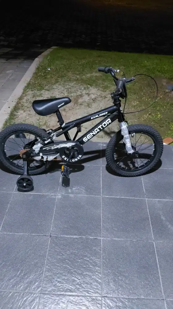 Sepeda anak masih baru jarang dipakai