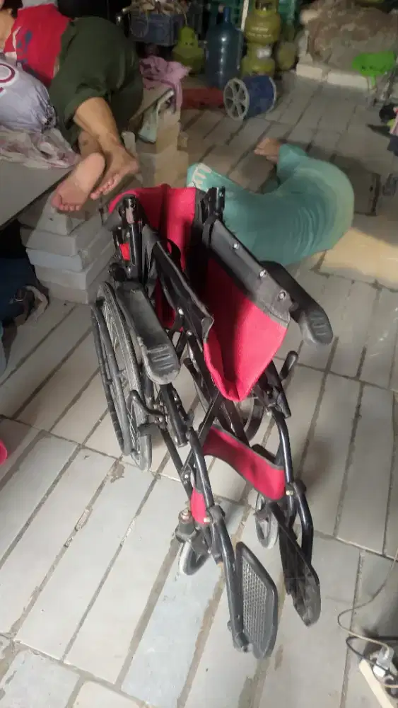 KURSI RODA TRAVELING