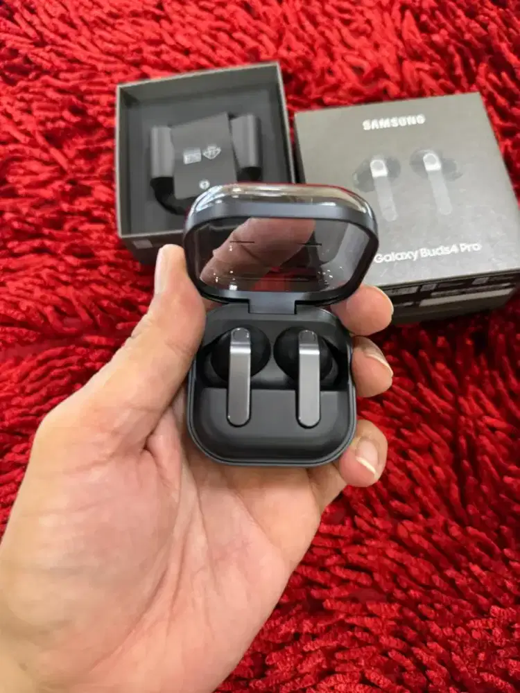 Samsung Galaxy Buds 4 Pro Original Mulus Fullset Garansi Resmi