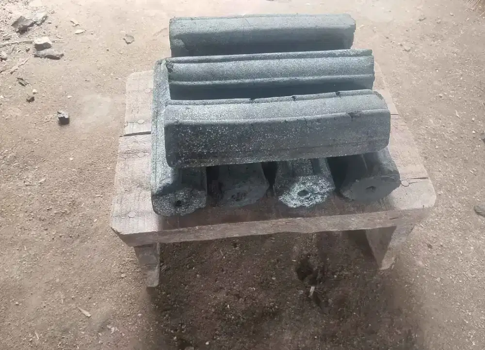 Arang Briket bahan alami