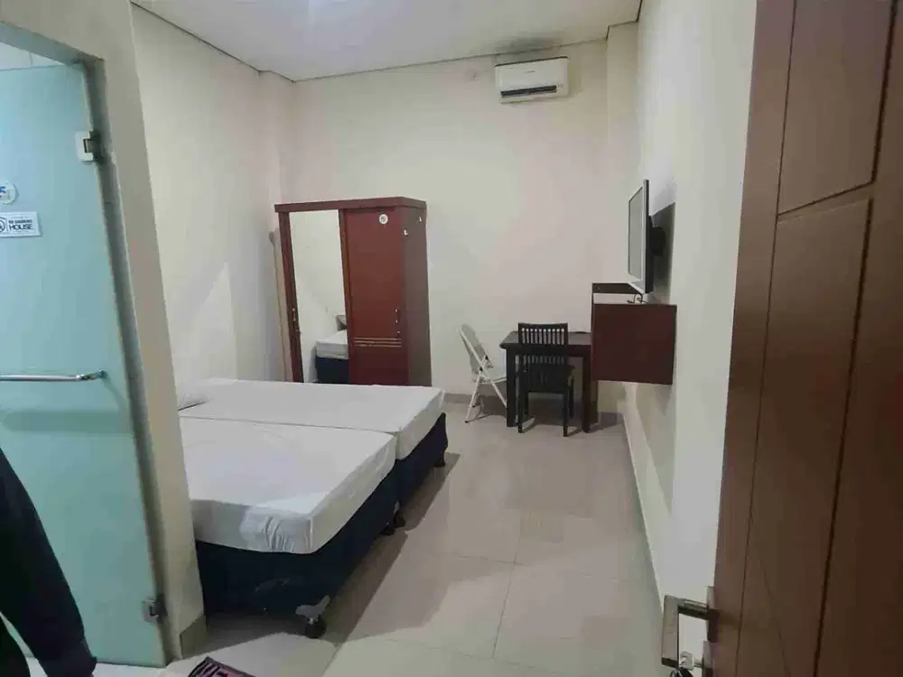 RUMAH KOST 42 KAMAR DEKAT PN JAKPUS