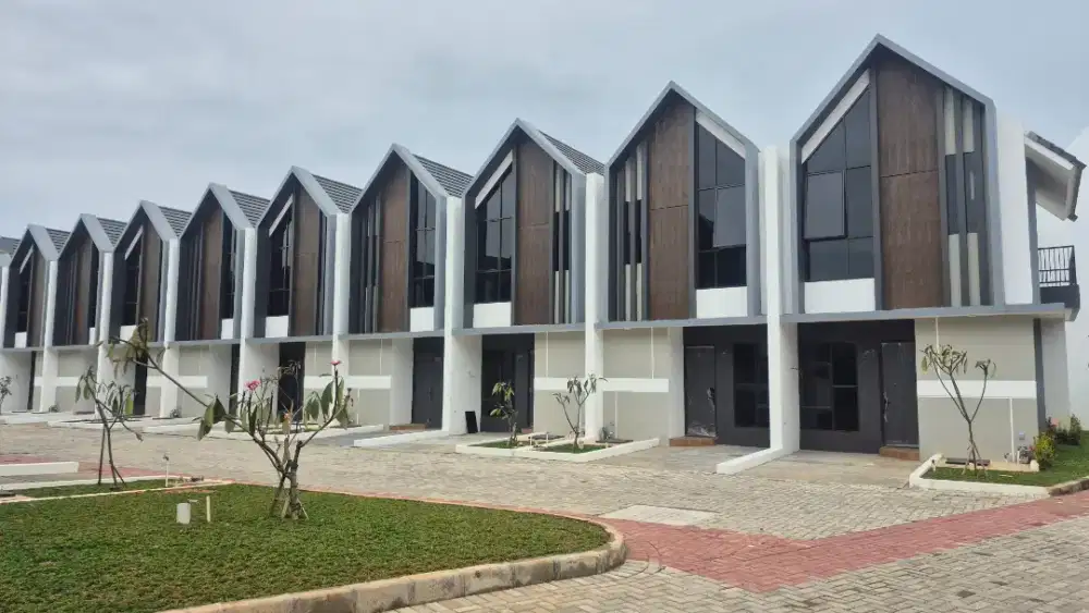 Rumah 2 lantai siap huni, Tanpa DP Fasilitas Cluster Ada Kolam Renang