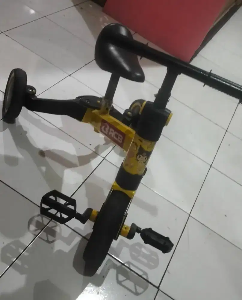 sepeda anak 3 - 4 tahun