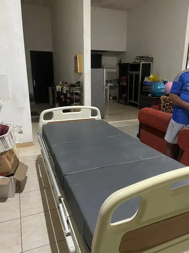 Bed Rumah Sakit 3 Crank