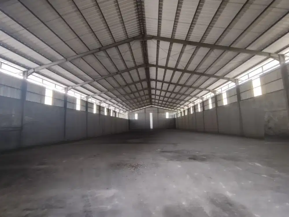 DISEWAKAN GUDANG 1480M2 AKSES KONTAINER 40FT 15 MENIT KE JALAN RAYA LEGOK