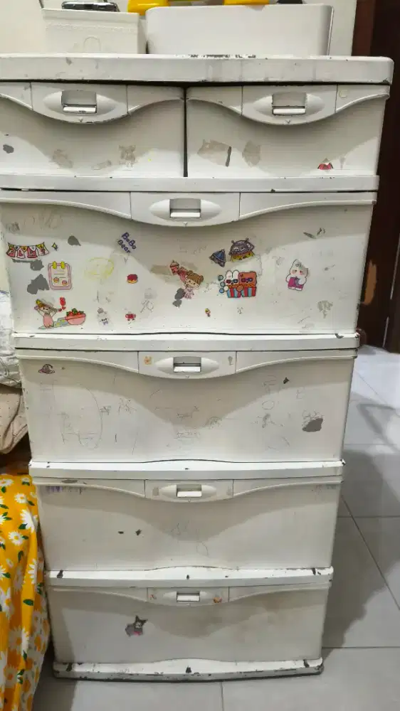 Lemari Plastik susun 4+2