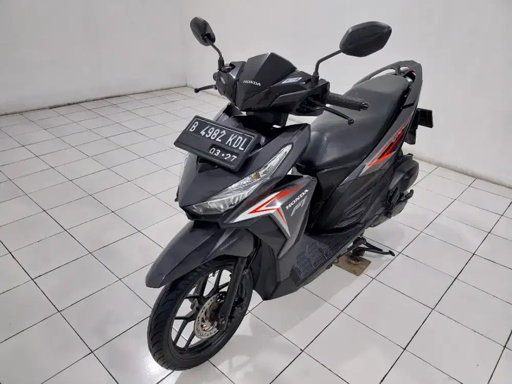 Vario 125 cc 2017 CBS pajak hidup panjang mulus