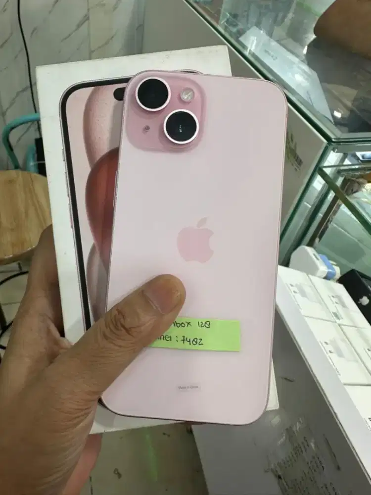 IPHONE 15 128 EKS IBOX BH 88% ORI PINK