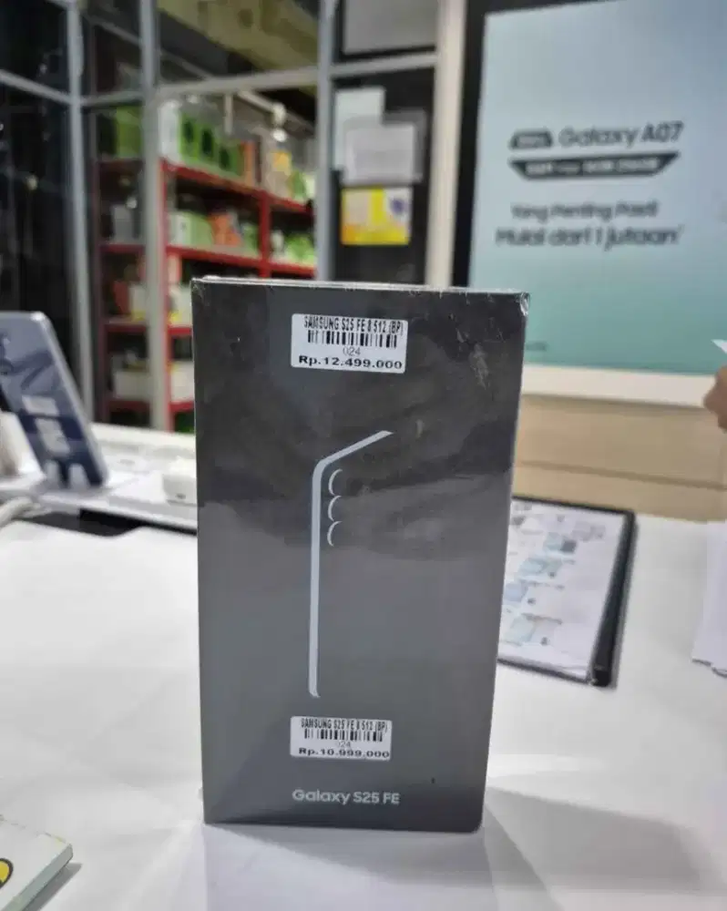 Samsung Galaxy S25 FE 8+8/512 Atlantis Dahsyat