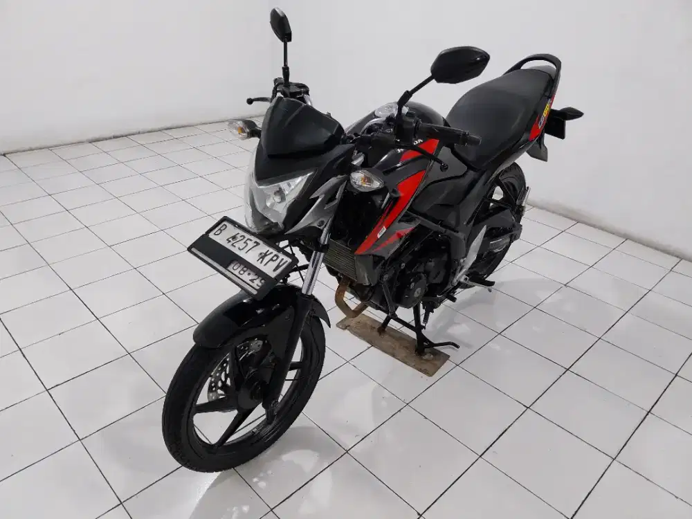 Honda CB 150R 2014 pajak hidup mulus