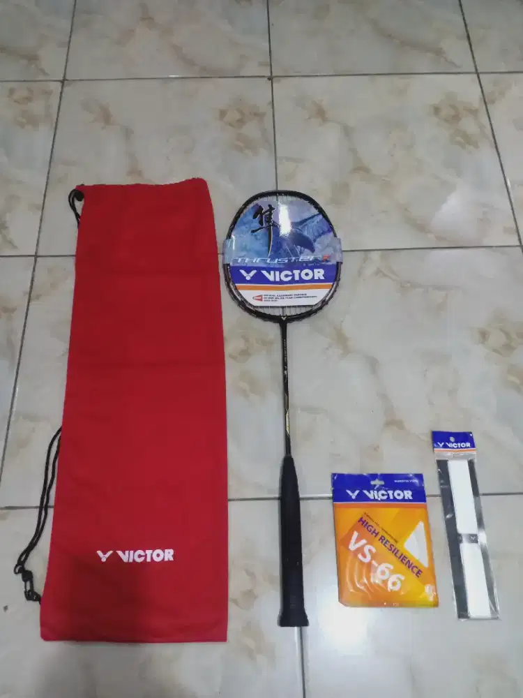 Raket Victor Thruster F enhanched