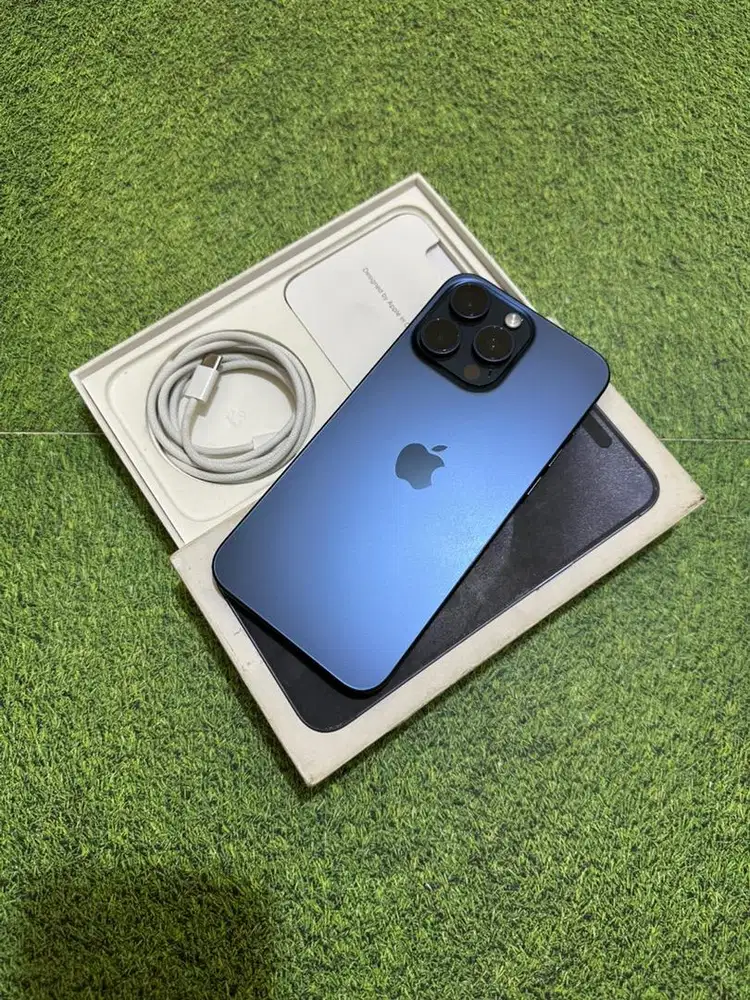 DI JUAL iPhone 15 Pro Max 256GB Blue ex iBox