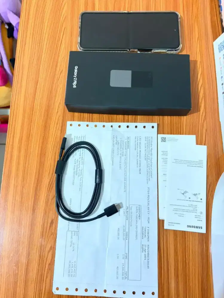 Samsung Z flip 5 5G 8/512 garansi sein