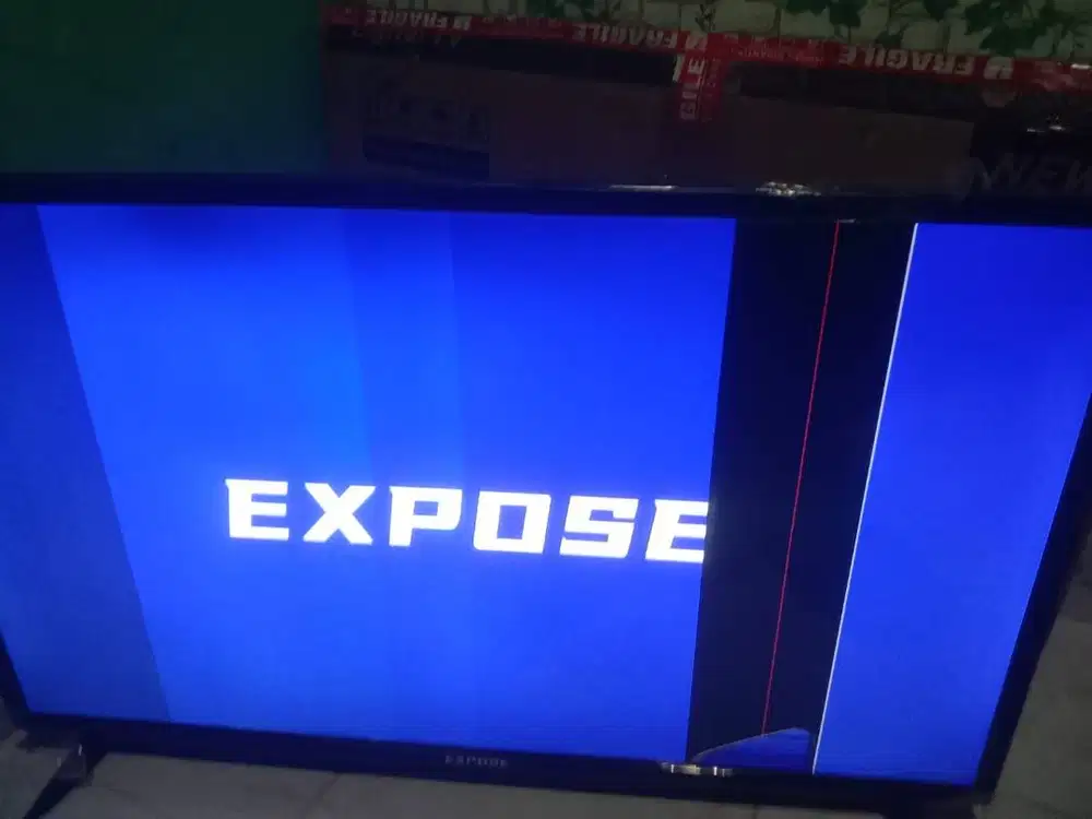 TV EXPOSE DIGITAL DAN SMART 43 DAN 32
