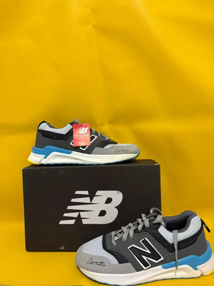 NB shoes sneakers