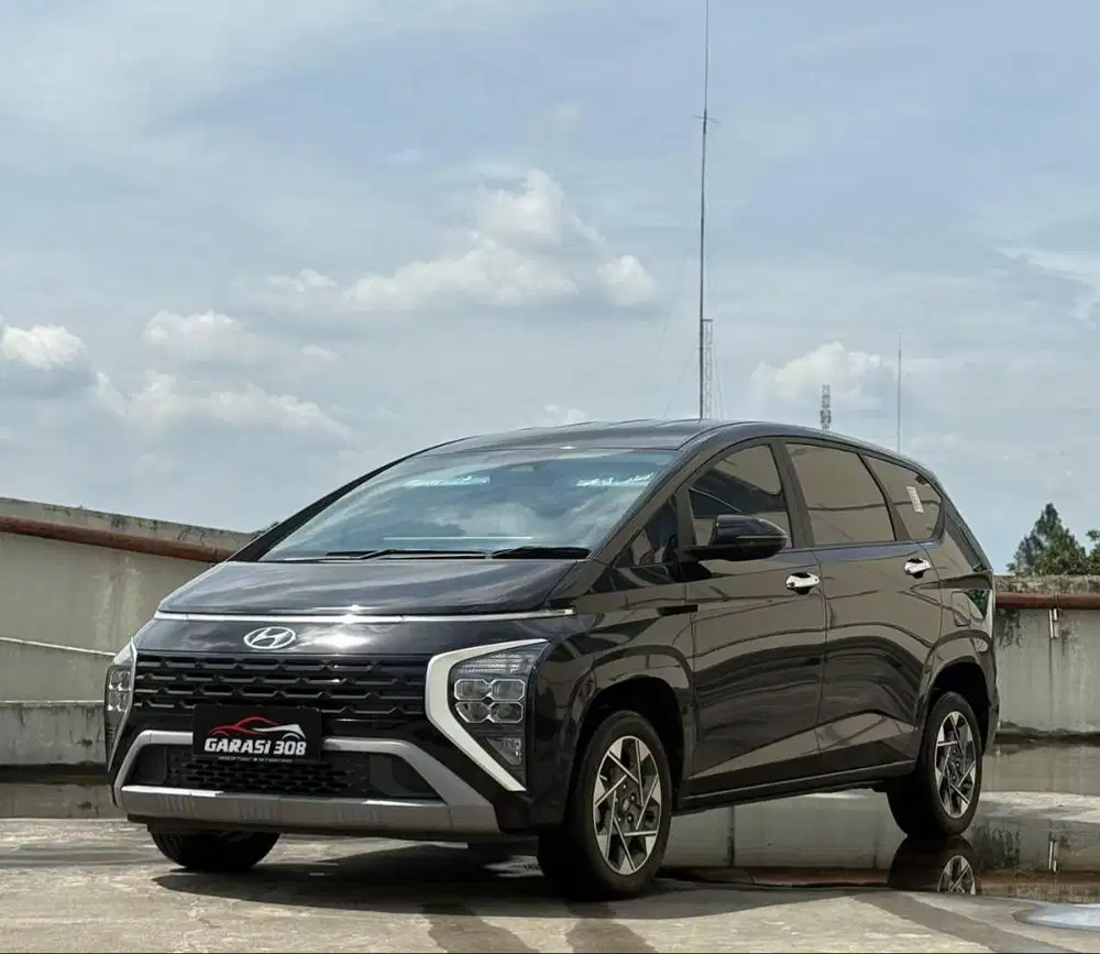 Hyundai Stargazer Prime AT Warna Hitam Tahun 2023 Pajak 07-2026 KM 37