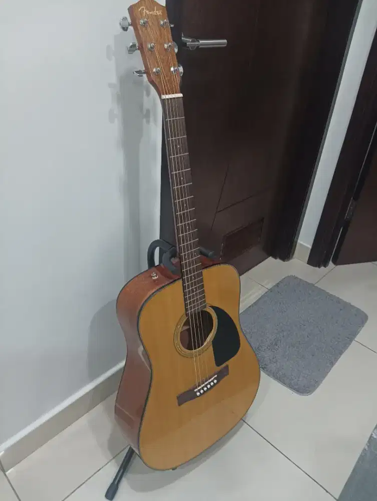 Gitar Fender Acoustics & Gitar Biasa