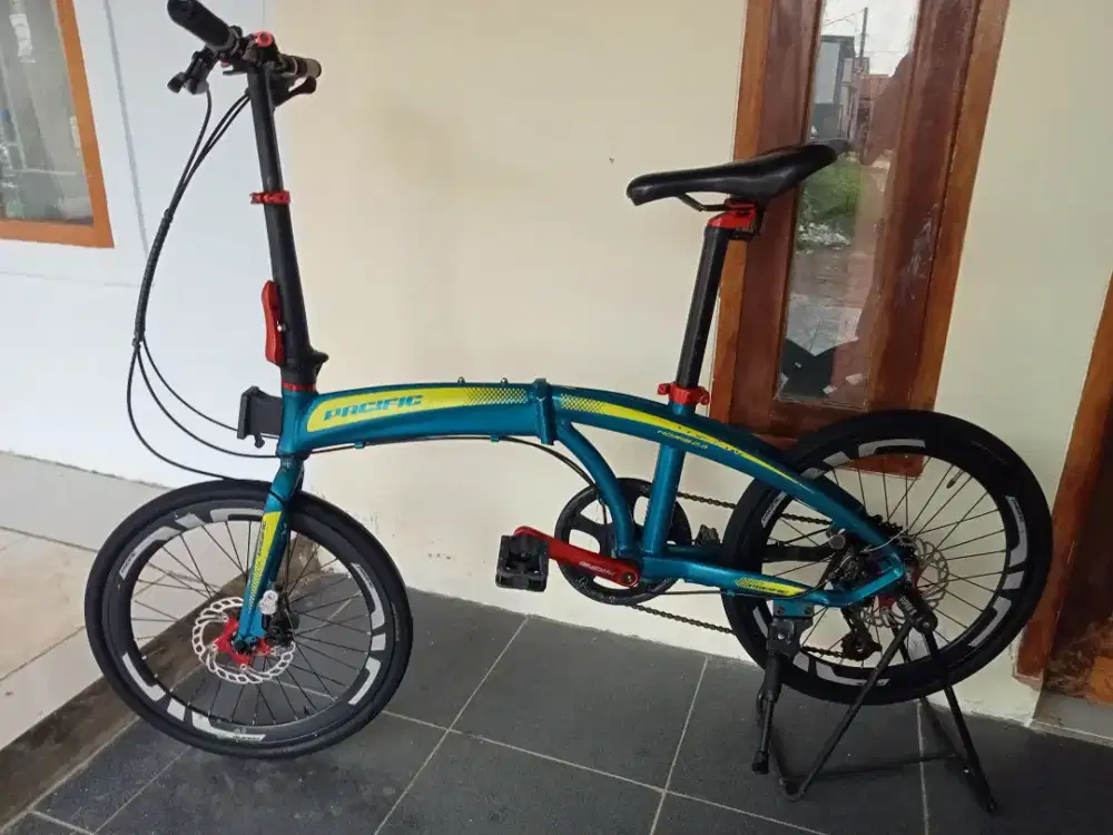 Sepeda lipat pacific noris ukuran 20 frem Aloy alumunium speed Shimano