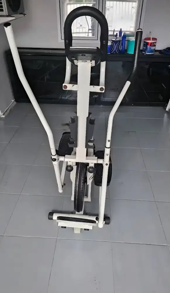 [BU] Eliptical Bike Bfit FB5 (Sepeda Statis Eliptical - Alat Olahraga)