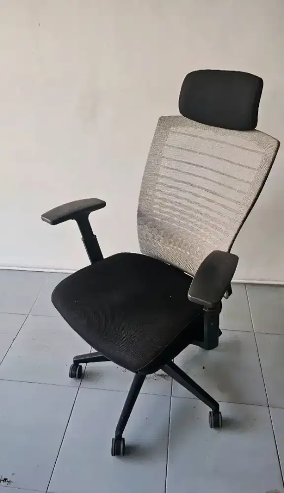 Kursi Kantor INFORMA merk Uberto Managerial Chair High BLACK - Prelove