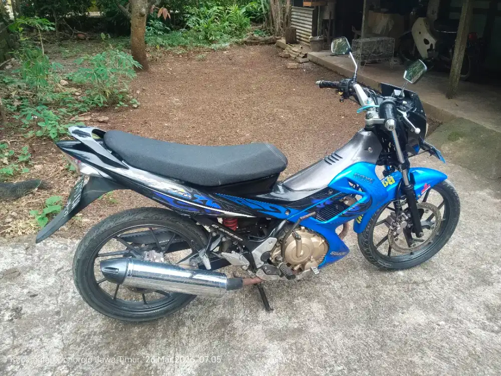 Suzuki satria 2011