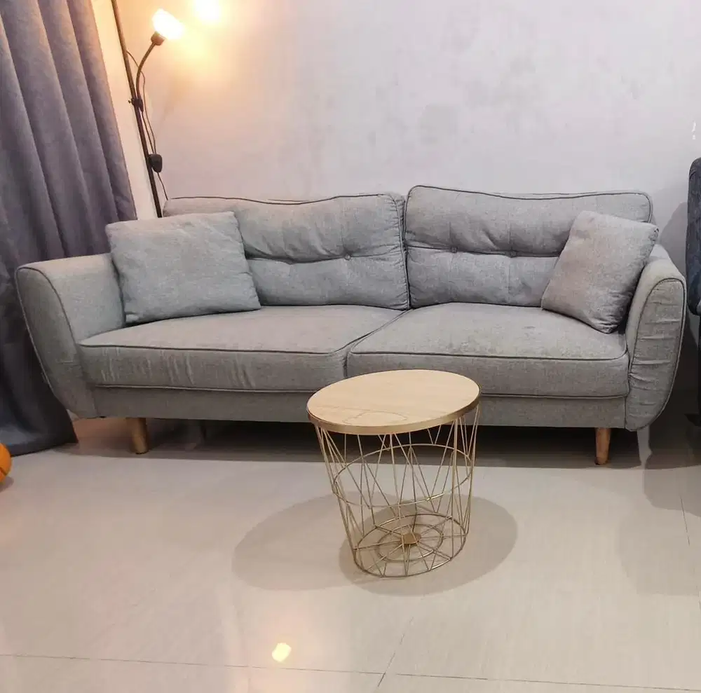 Sofa 3 seater warna abu