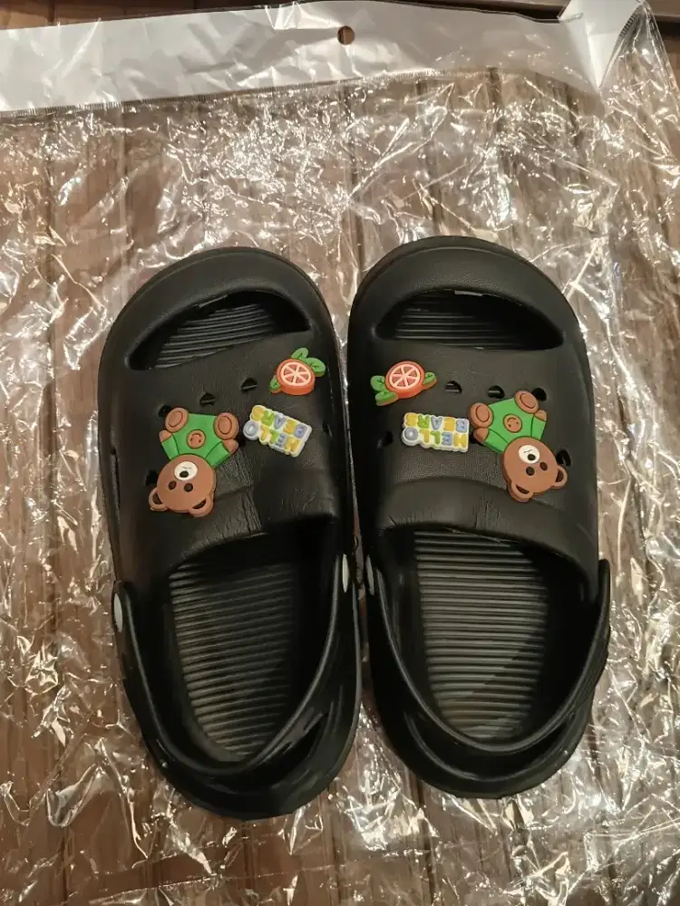 Dijual sendal PANAMA anak size 27 baru ori