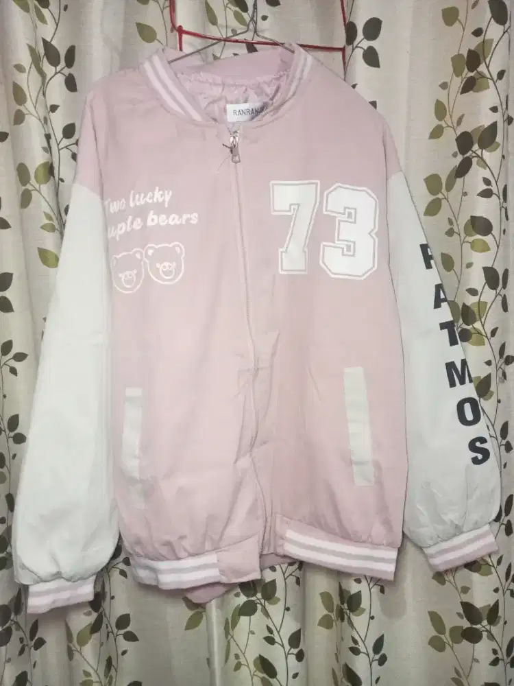 Jaket pink wanita
