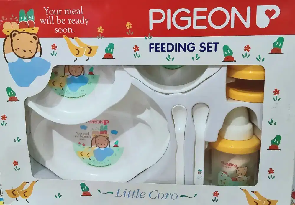 Set Peralatan Makan Bayi Pigeon +Training Cup Aman BPA Free - set of 6