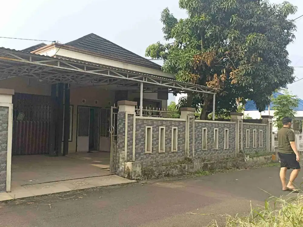 Dijual rumah cantik dalam komplek perumahan Pusri Sako Palembang