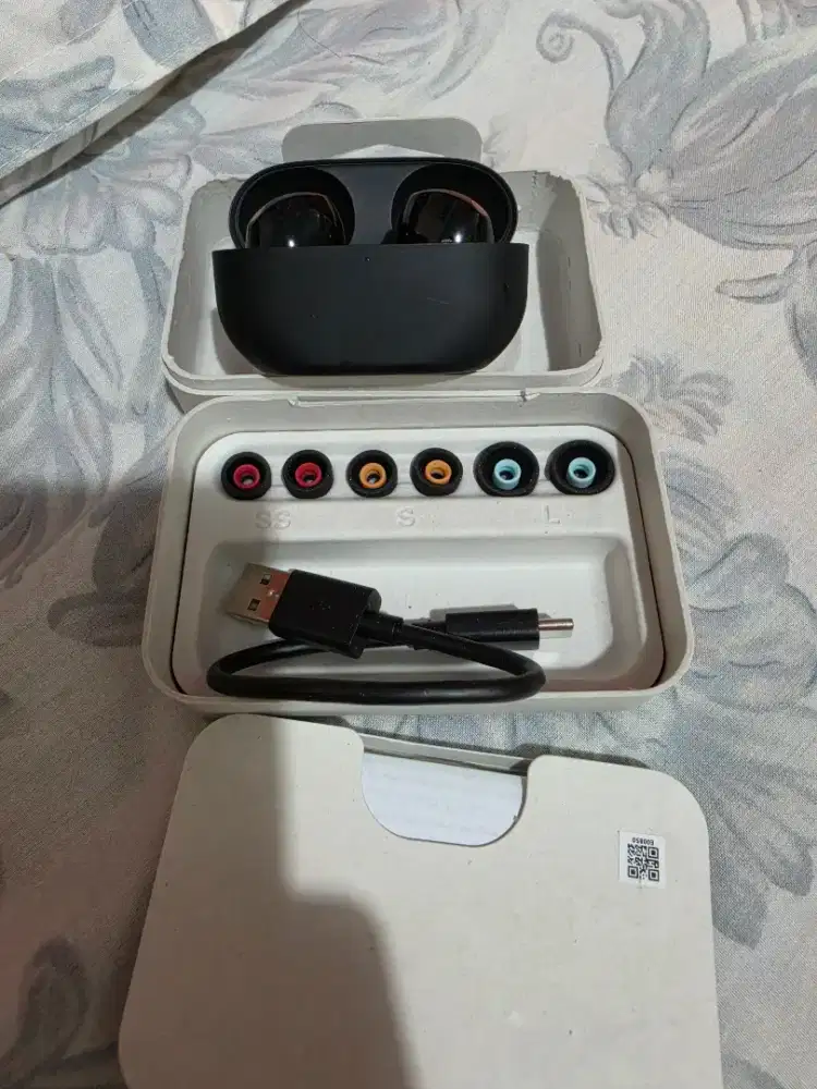 Earbuds Sony WF 1000XM5