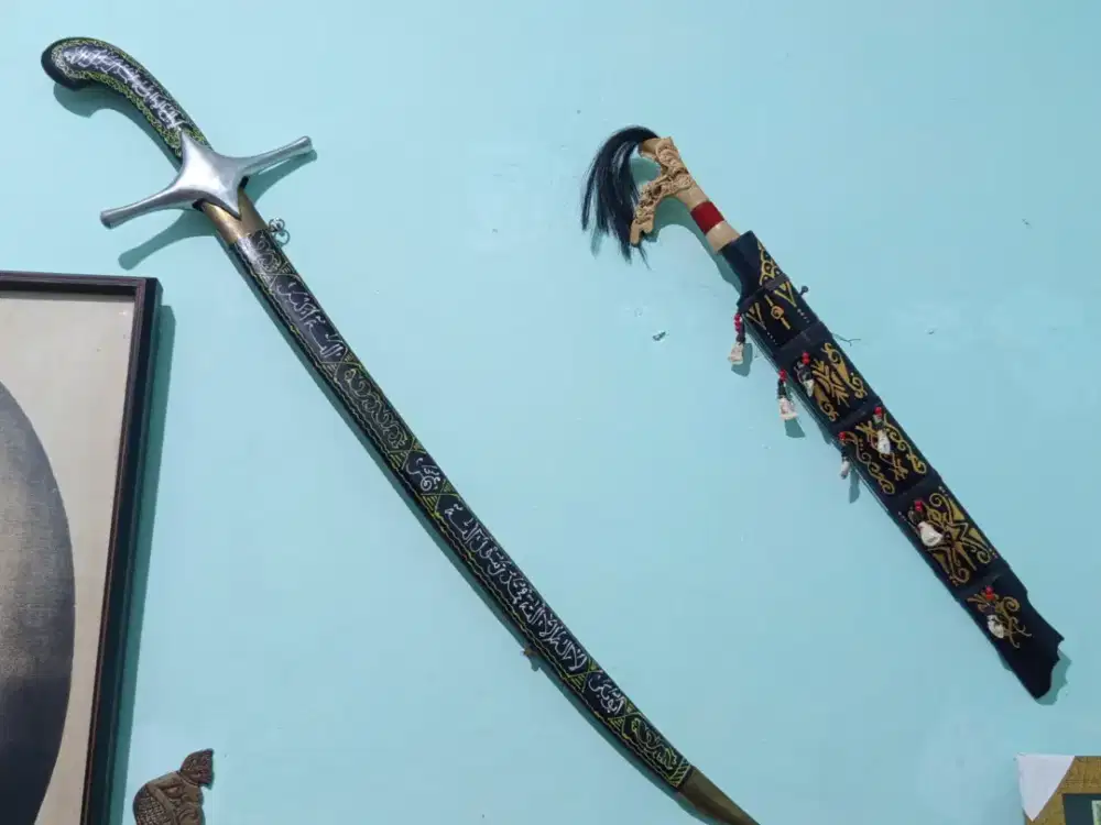 2 Koleksi Pajangan Borongan