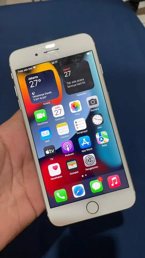 iPhone 7+ Intern 64GB Warna Hitam / Silver / Rose Gold