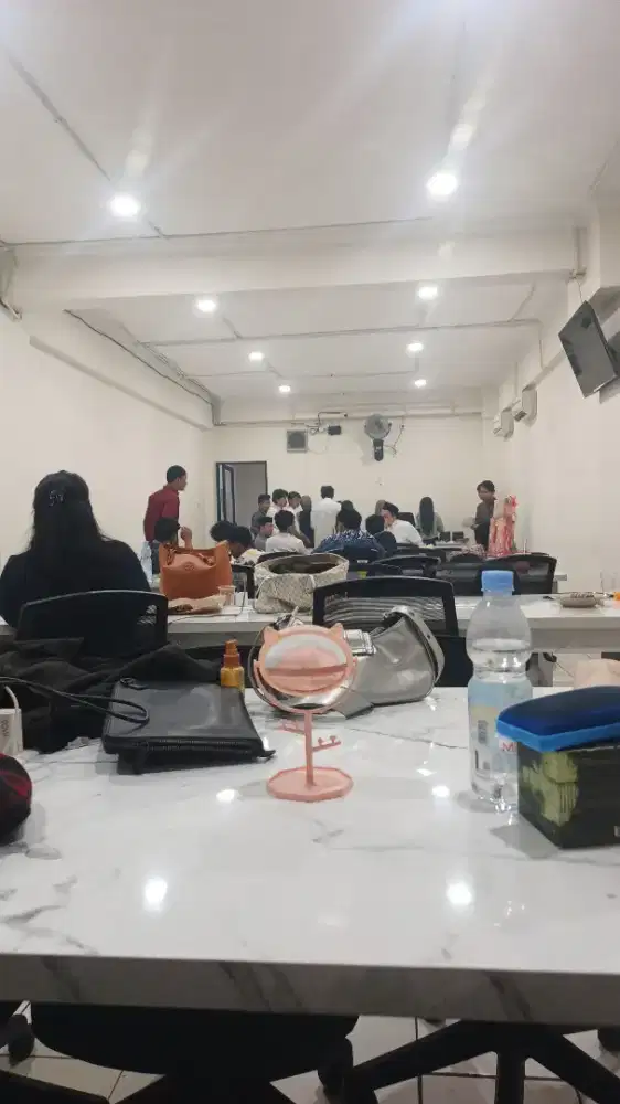 Ada loker nihhh sangat membutuhkan