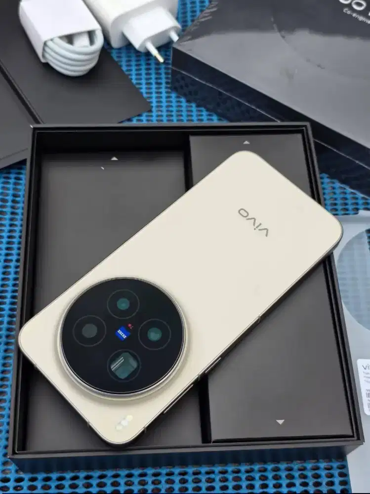Vivo X300 pro fullset garansi sampai 2027