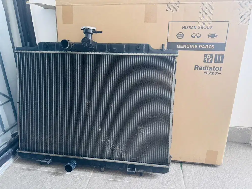 Radiator Original Nissan Serena C26 Copotan