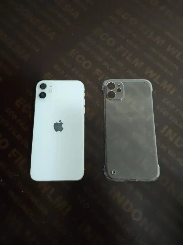 Iphone 11 64gb IBOX Resmi Fullset original mulus terawat