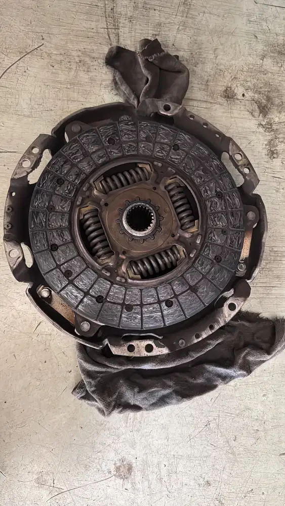 Dibutuhkan Mekanik kendaraan roda empat